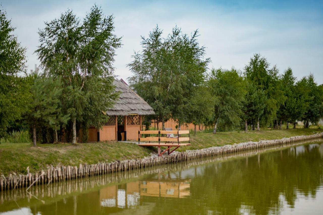 Tatarska Zagroda - Agroturystyka Dolina Baryczy Noclegi - Domek Jelonek Krosnice Ngoại thất bức ảnh